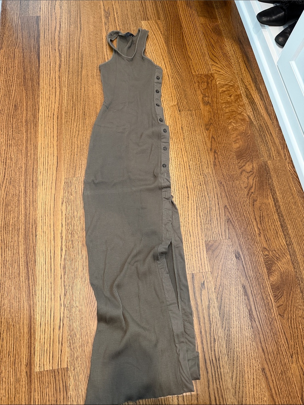 Sleeveless Olive Ribbed Maxi Dress with Side Button Detail